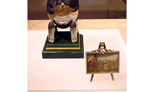 Ultimul ou Fabergé al Împărătesei jpeg