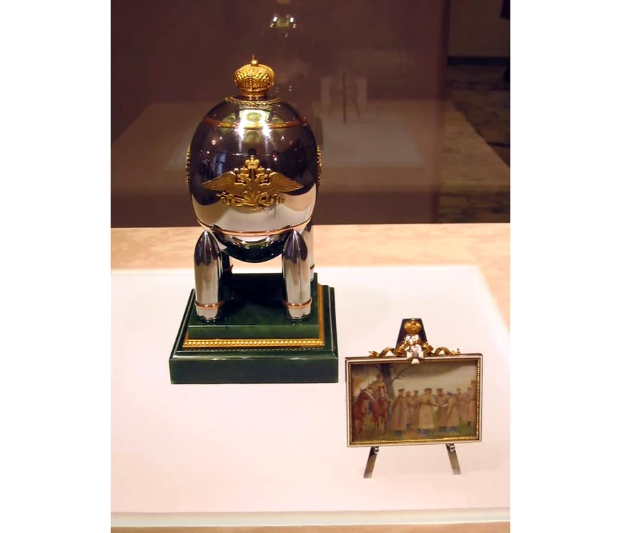 Ultimul ou Fabergé al Împărătesei jpeg