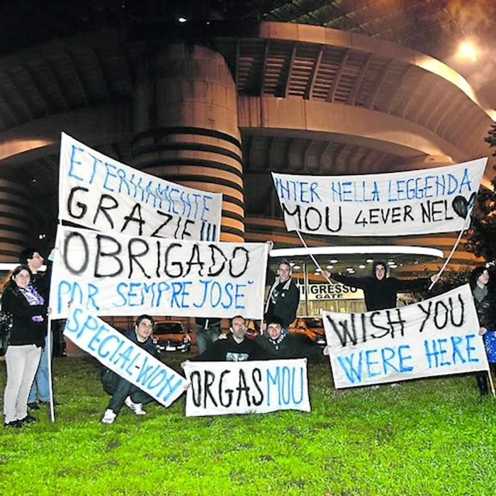 Fanii lui Inter şi-au manifestat ataşamentul faţă de Mourinho