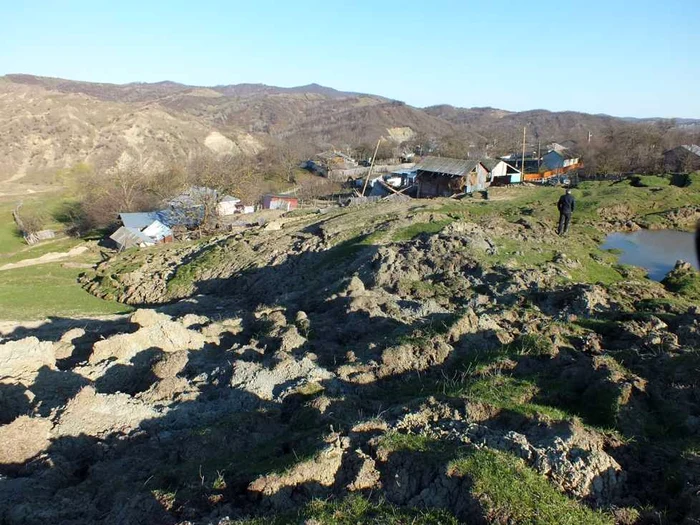 alunecari teren
