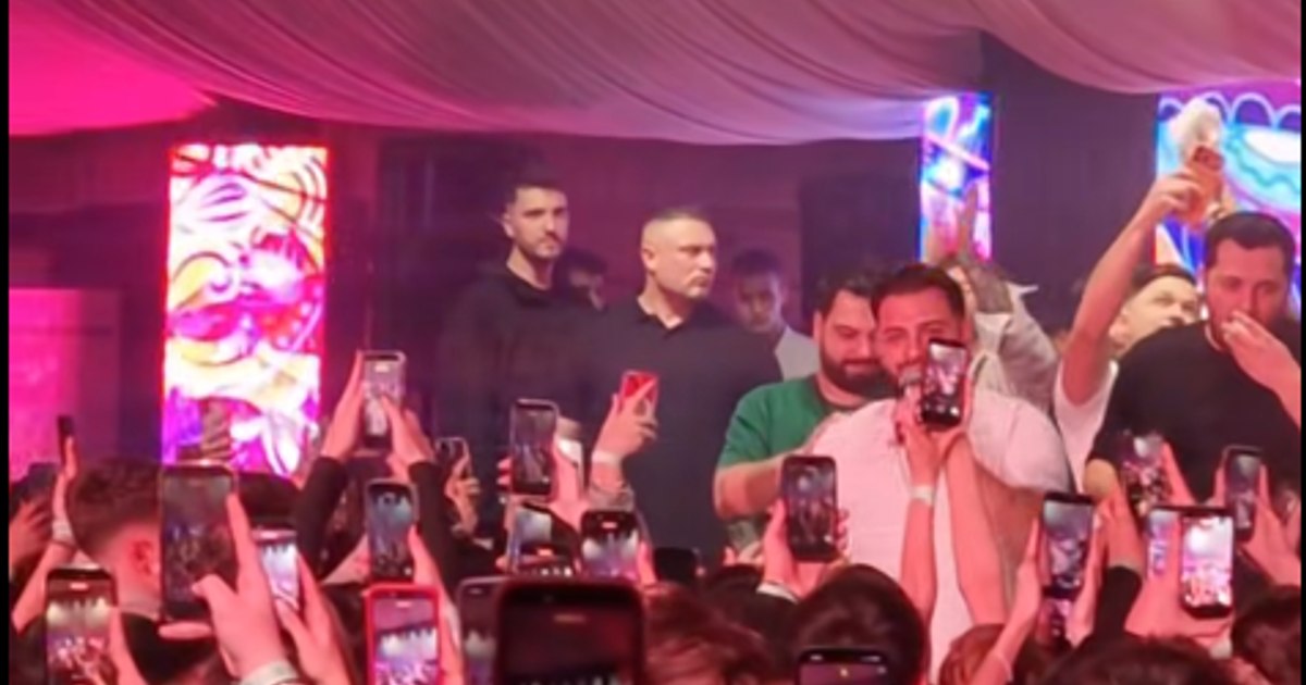 Alcool, țigări și maneliști la un bal pentru liceeni: „Nici nu a început primul vers că deja a primit bani, 500, 700, 1.000”