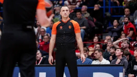 Arbitru sârb arestat într-o operațiune de proporții. Poliția i-a găsit în apartament suma de 250.000 de euro