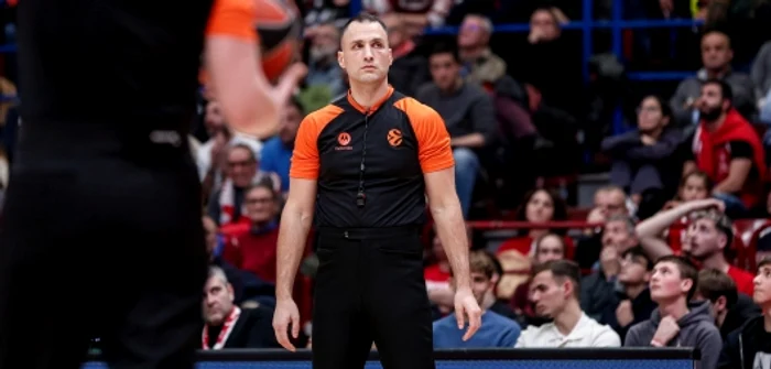 Uros, un arbitru cu probleme