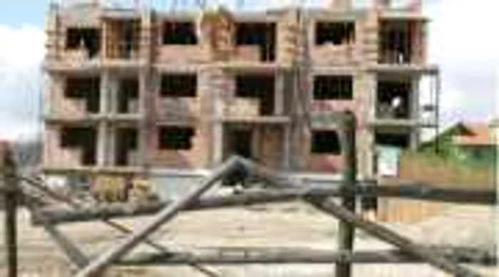 Construcţiile au tras PIB-ul în jos