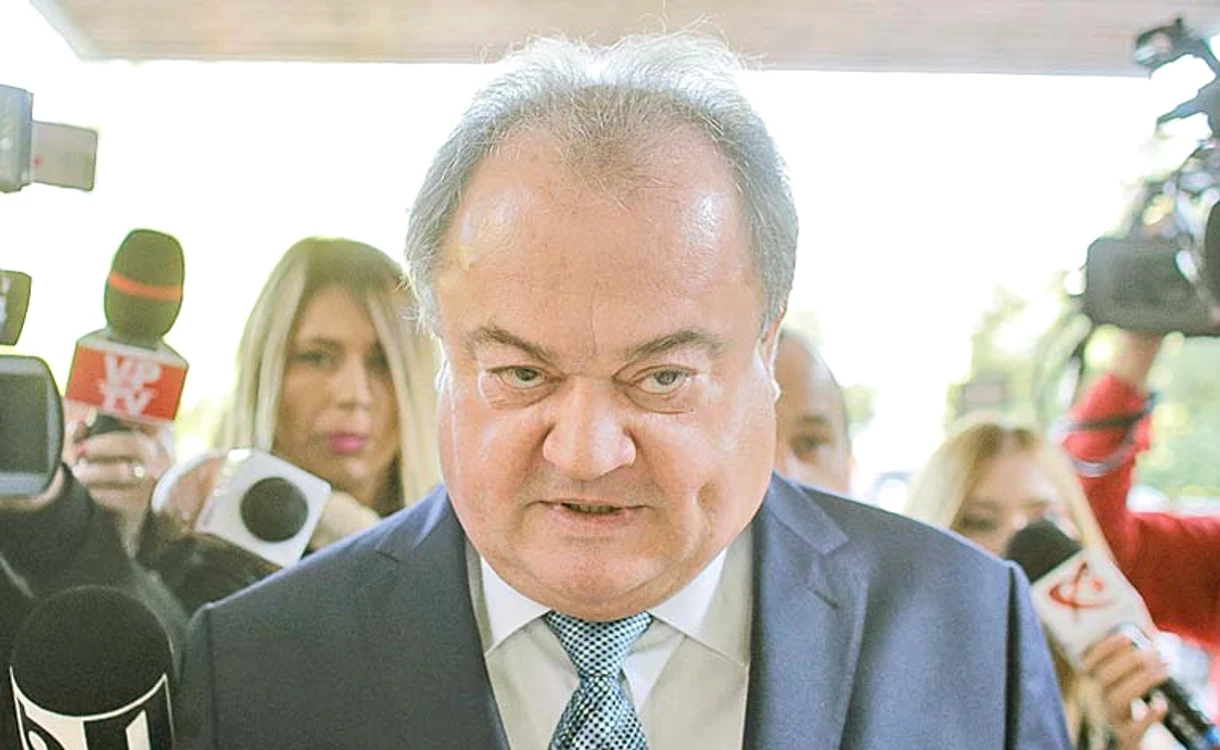 Vasile Blaga a ieşit negru de supărare de la DNA PloieştiFoto: Inquam Photos