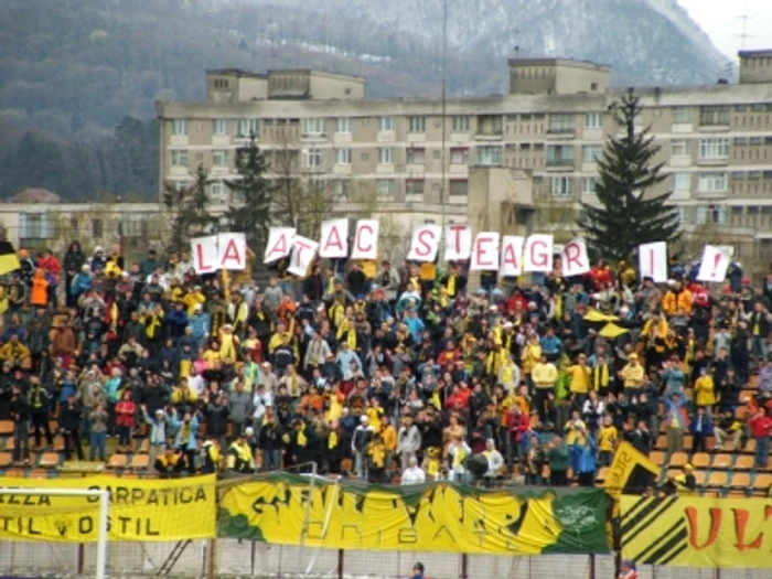 Târgu-Jiu:  Un bilet la  FC Braşov - Pandurii costă 20 de lei