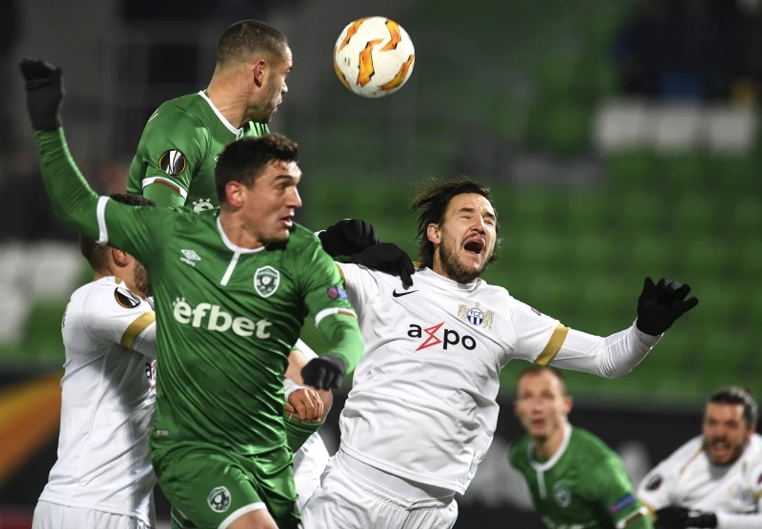 
    Claudiu Keșeru a câștigat un nou titlu de campion al Bulgariei cu LudogorețFoto: EPA-EFE  