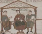 William Cuceritorul, reprezentat pe Tapiseria de la Bayeux, încadrat de frații săi, Odo (stânga) și Robert