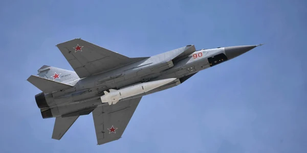 MIG 31 cu racheta Kinjal FOTO Profimedia jpg