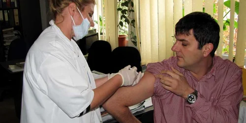 Dozele de vaccin antigripal nu au ajuns în Teleorman (Foto arhivă)
