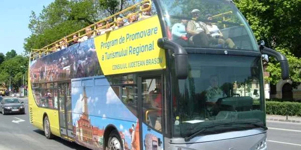 Autobuzul va fi tras pe dreapta.