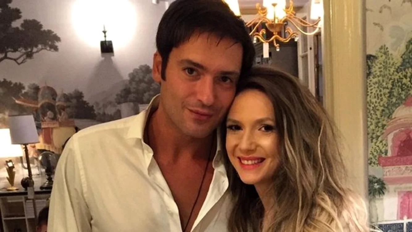 Adela Popescu a născut un băiețel perfect sănătos