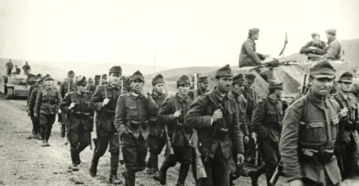 Ostaşi români pe front, în Al Doilea Război Mondial / foto: Adevarul