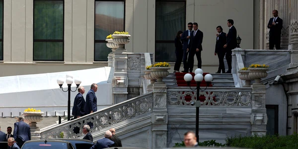 Rusia și Ucraina poartă luni a doua rundă de discuții directe la Istanbul FOTO EPA EFE jpg