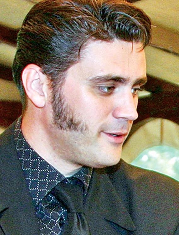 
    Cătălin Negreanu  