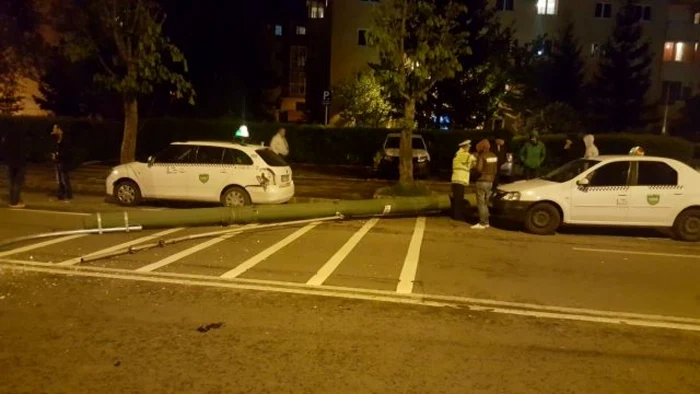 accident troleibuz