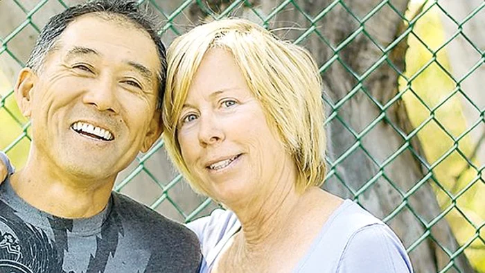 Bob Lever, împreună cu soţia sa, Annie