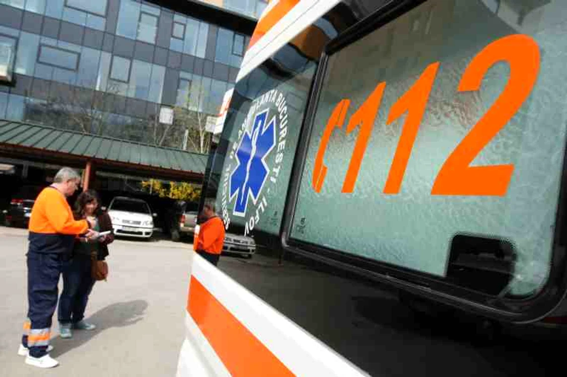 
    Medicii au constatat decesul poliţistuluiFoto: arhiva Click!  