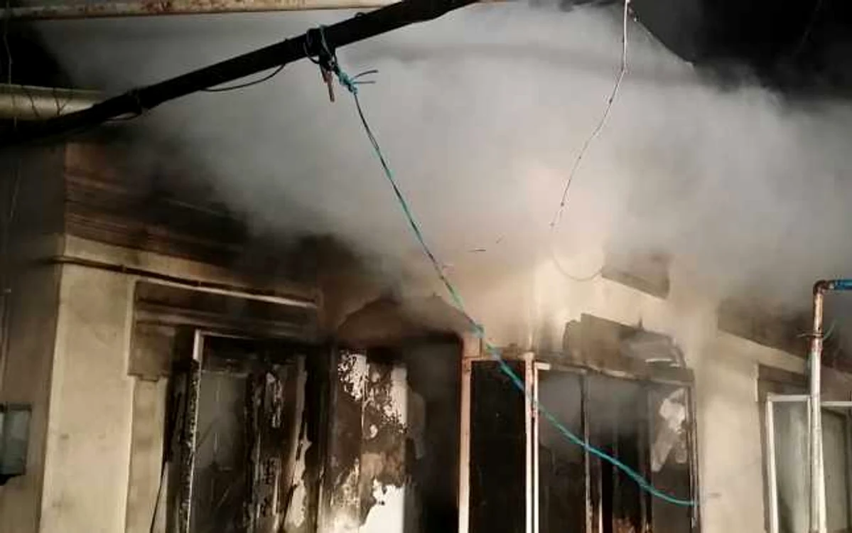 incendiu razvad
