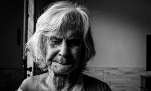 woman 7064577 1280 jpg