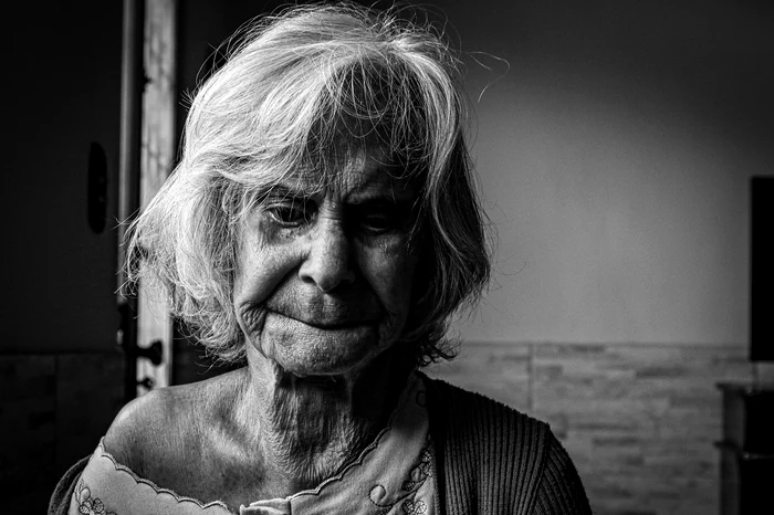 Boala Alzheimer afectează foarte mulți bătrâni / foto: Pixabay