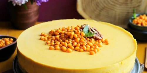 Tartă mousse de cătină