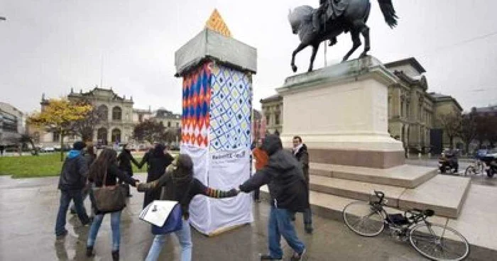 Minaretele au fost interzise în Elveţia, în urma unui referendum