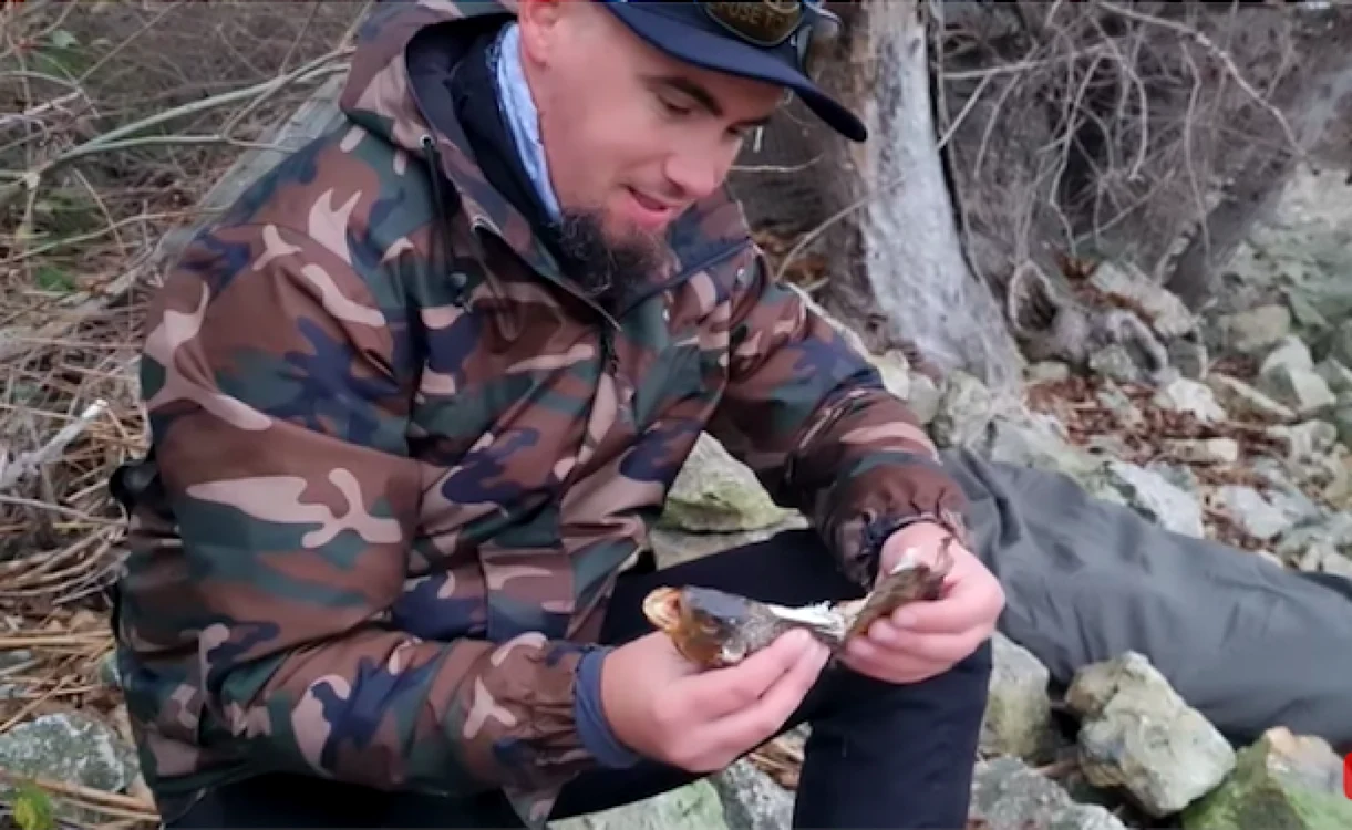 Alex Bucur, temerar în Delta Dunării Sursa Youtube