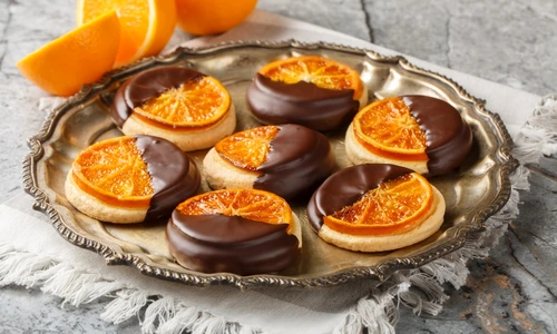 Fursecuri cu portocale si ciocolata  Sursa foto shutterstock 2574941421 jpg