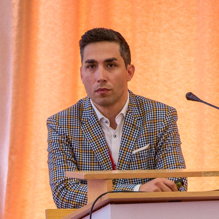 Valeriu Gheorghiță, coordonatorul campaniei naţionale de vaccinareFoto: Facebook