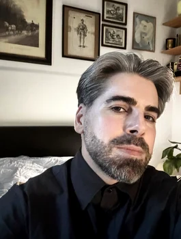 Maurice Munteanu iese puțin din zona de modă dar nu îi pare rău pentru că își va pune astfel în practică și alte calități pe care le are