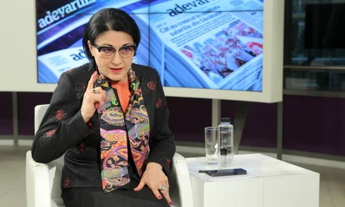 ecaterina andronescu ministrul educatiei jpeg