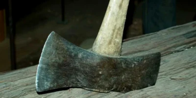 Bacău: „Telenovelă” finalizată cu un topor în cap