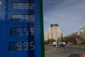 Prețurile afișate la o benzinărie din București, 18 martie FOTO Inquam Photos / George Călin