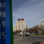 Prețurile afișate la o benzinărie din București, 18 martie FOTO Inquam Photos / George Călin