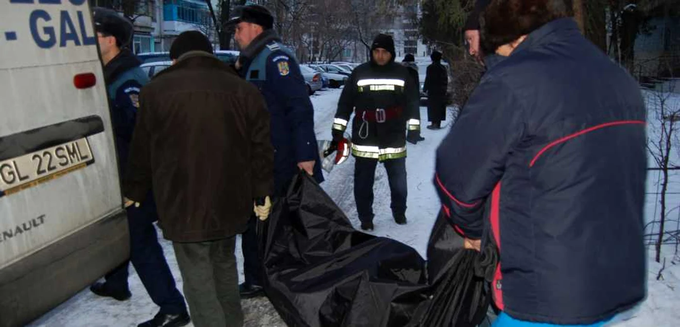 Cadavrele celor două persoane au fost descoperite în pădure
