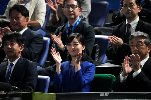 Printesa Kako in tribune la tenis la Jocurile Japoniei   GettyImages 2175929138 jpg