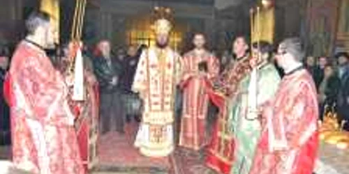 Seri duhovnicesti la Biserica Toti Sfintii, despre criza din familiile crestine