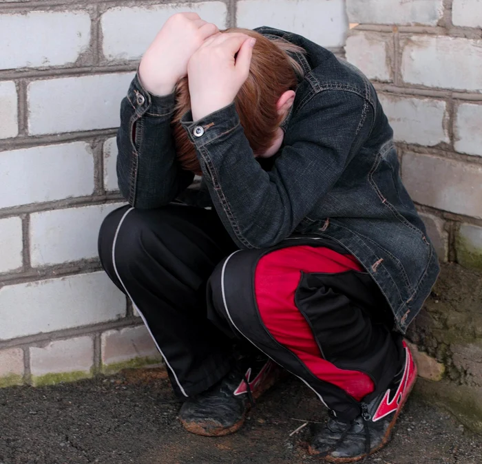 Copiii abuzaţi de părinţii lor rămân, adesea, cu sechele pe viaţă (foto: Shutterstock)