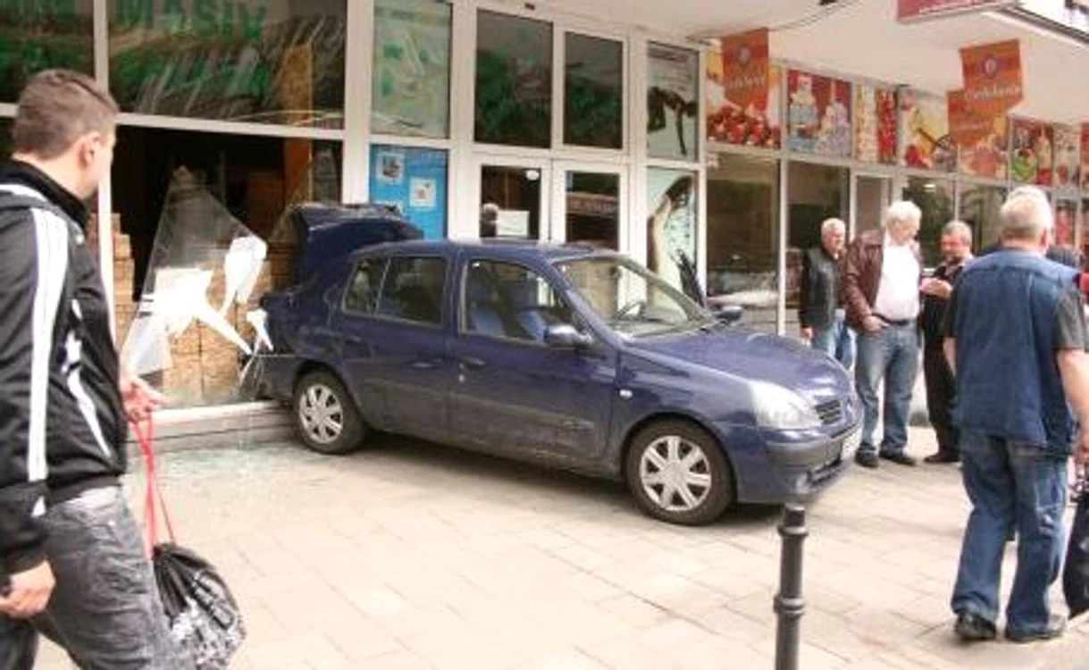 
    Profesorul va trebui să plătească stricăciunile create  