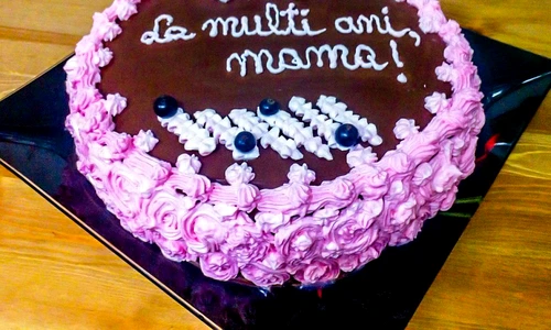 Tort de ciocolata jpeg