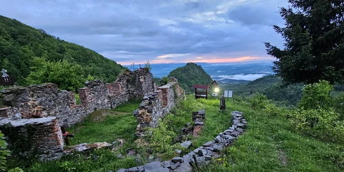 Satul Săcărâmb din Hunedoara  Foto Daniel Guță  ADEVĂRUL (7) jpg