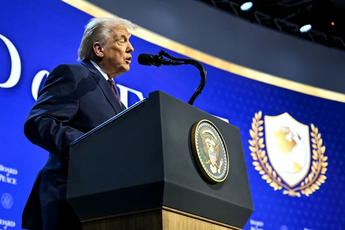 Donald Trump la reuniunea „Board of Peace” la Forumul Economic de la Davos. FOTO: AFP