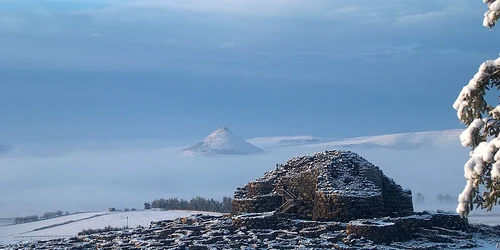 Il Nuraghe Su Nuraxi incantato   Tra Fiaba e Realtà   01 JPG