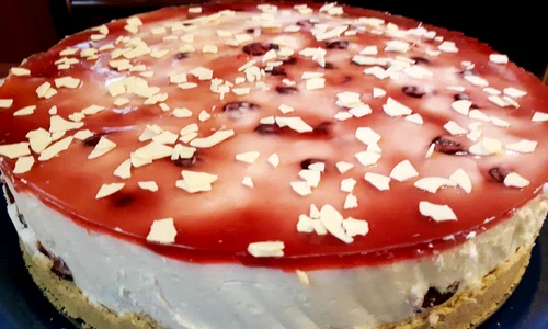 cheesecake cu visine si cirese jpeg