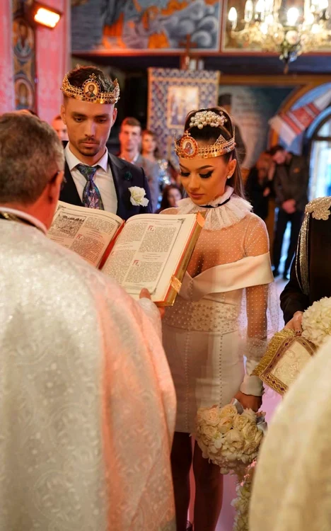 Vlăduța Lupău a purtat o rochie de mireasă foarte sexy