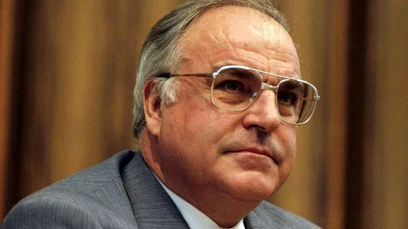 Fostul cancelar german Helmut Kohl a murit  jpeg