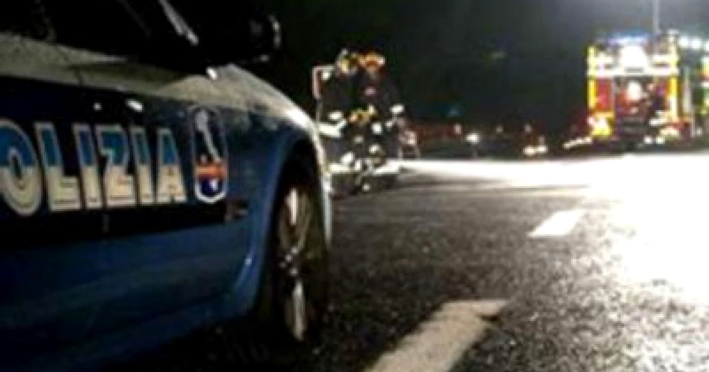 Bucăţi din cadavrul românului au fost culese de pe autostradă