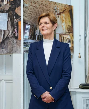 Principesa Elena la expoziția de la Londra a surorii sale, Principesa Sofia. FOTO: Alex Coman/Casa Majestății Sale