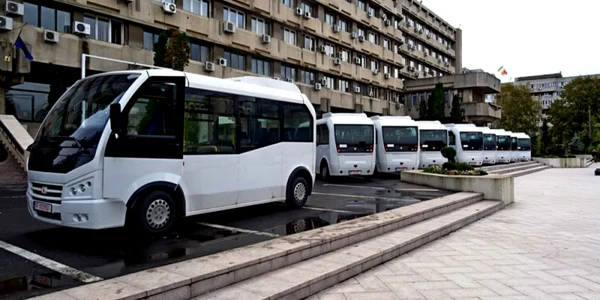 Minibuzele care circulă deja pe străzile din Brăila FOTO Obiectiv Vocea Brăilei